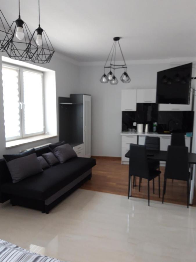 Apartamenty Polna Ostrowiec Swietokrzyski Ngoại thất bức ảnh