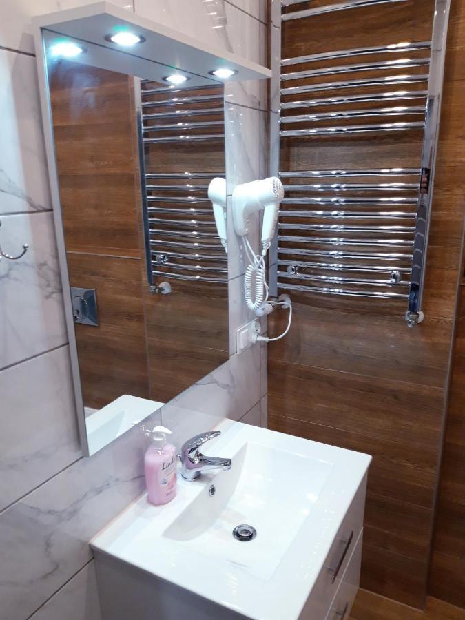 Apartamenty Polna Ostrowiec Swietokrzyski Ngoại thất bức ảnh